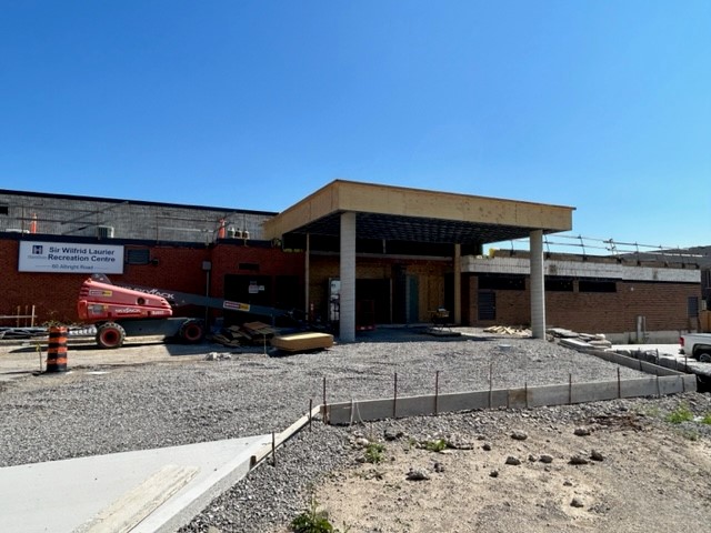 Progress photo of Sir Wilfrid Laurier Recreation Centre renovation