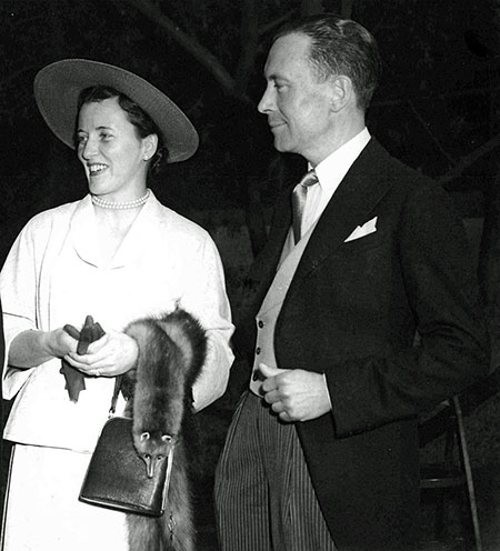 Black & white historical photo of Doris & Tom Farmer in dressy attire