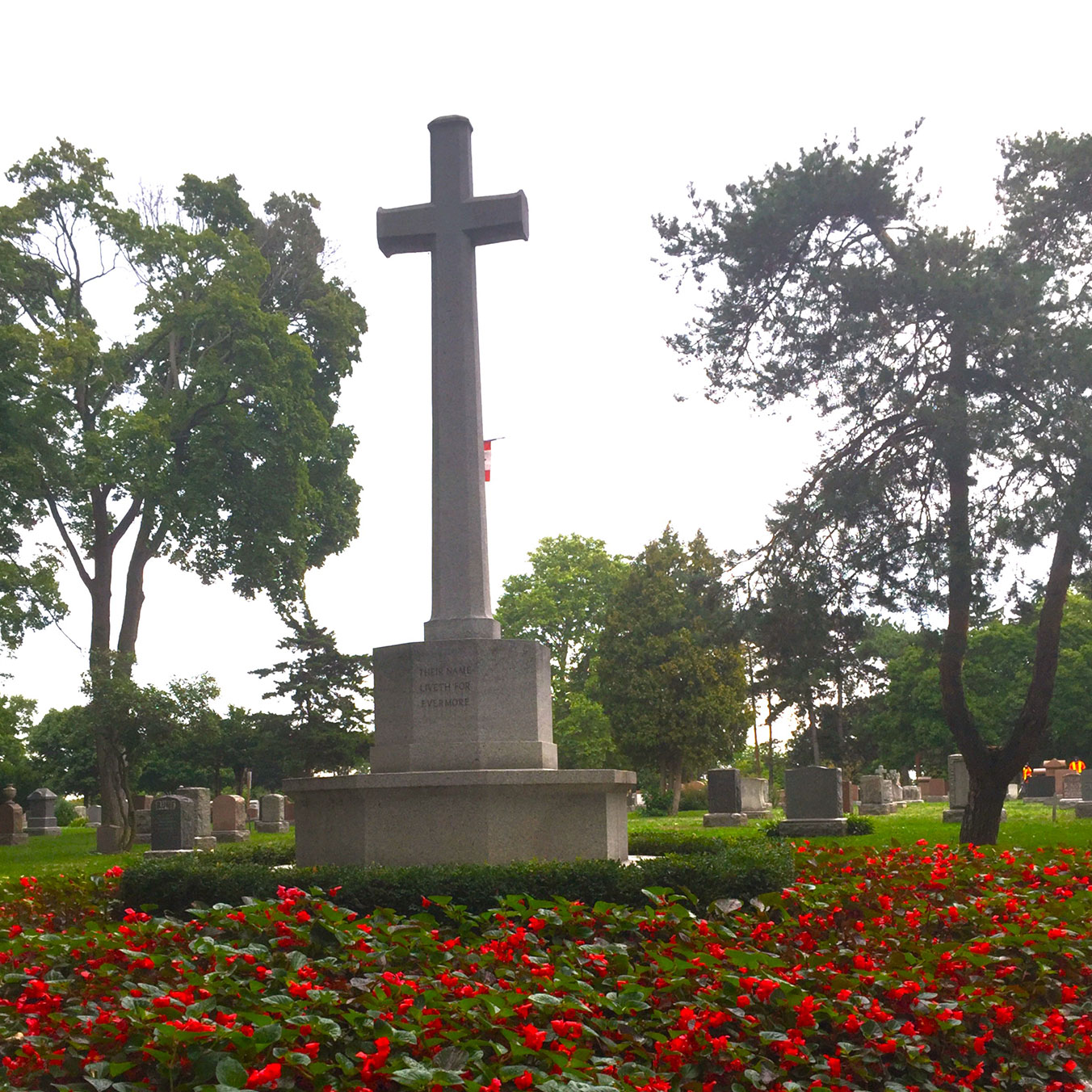 Large monument at Hamilton Municipal Cemetery