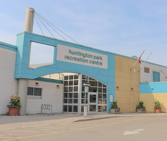 Exterior of Huntington Park Recreation Centre