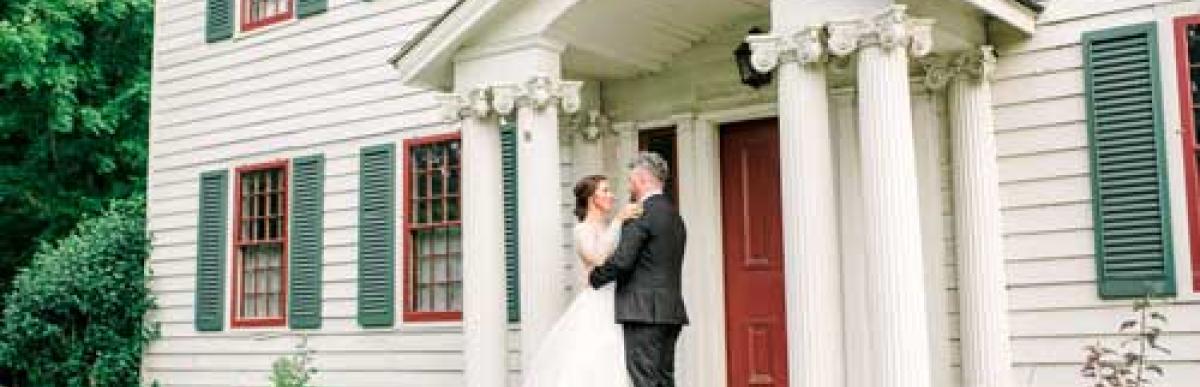 In defense of smokin'-hot smoking brides • Offbeat Wed (was Offbeat Bride)